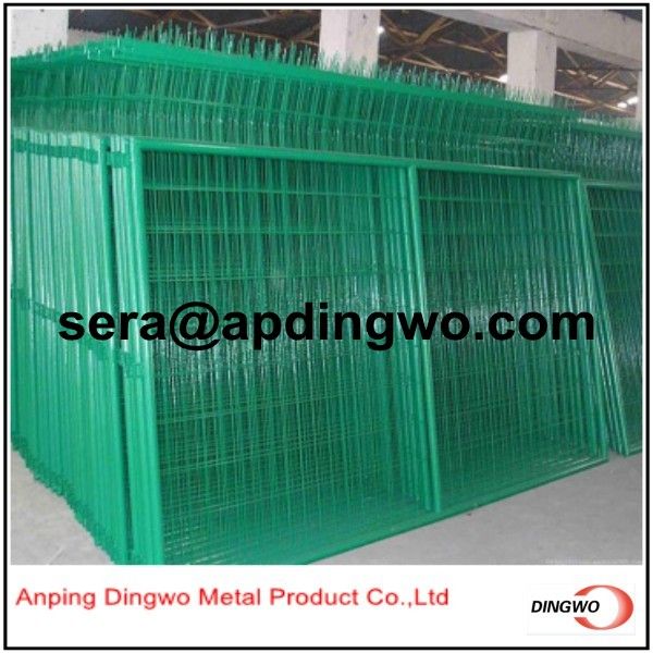 Weded wire mesh panels
