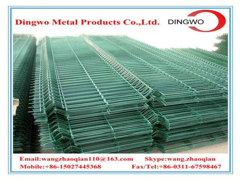 wire mesh fence,fence panels,welded metal fence ,welded metal mesh,gate fence,pets fence,pet cages,temporary fence,road fence,highway fence,residential fence,garden fence supplier&manufacture
