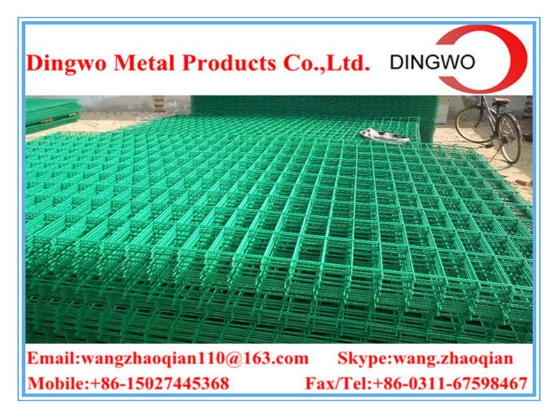 bending triangular wire mesh courtyard/landscaping fence  wire mesh fence,fence panels,welded metal fence ,welded metal mesh,gate fence,pets fence,pet cages,temporary fence,road fence,highway fence,residential fence,garden fence supplier&manufacture