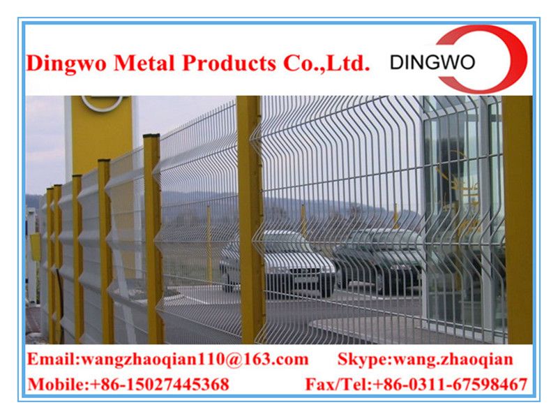 wire mesh fence,fence panels,welded metal fence ,welded metal mesh,gate fence,pets fence,pet cages,temporary fence,road fence,highway fence,residential fence,garden fence supplier&manufacture