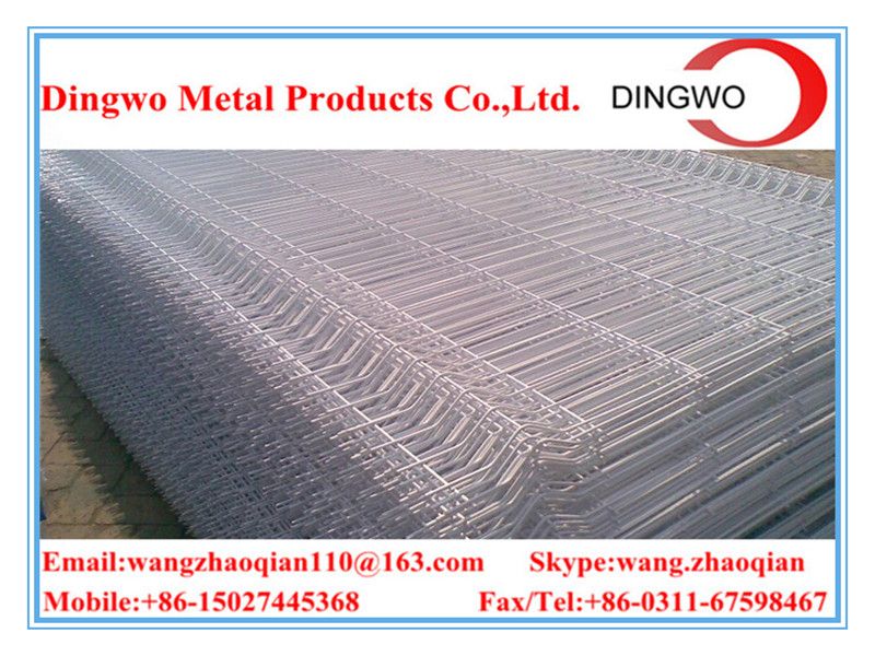 wire mesh fence,fence panels,welded metal fence ,welded metal mesh,gate fence,pets fence,pet cages,temporary fence,road fence,highway fence,residential fence,garden fence supplier&manufacture