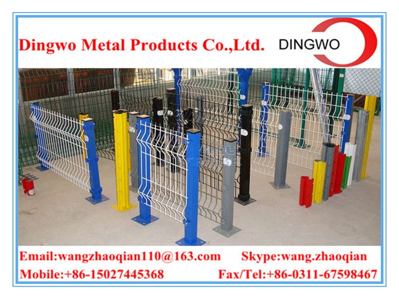 wire mesh fence,fence panels,welded metal fence ,welded metal mesh,bending triangular wire mesh courtyard/landscaping fence            