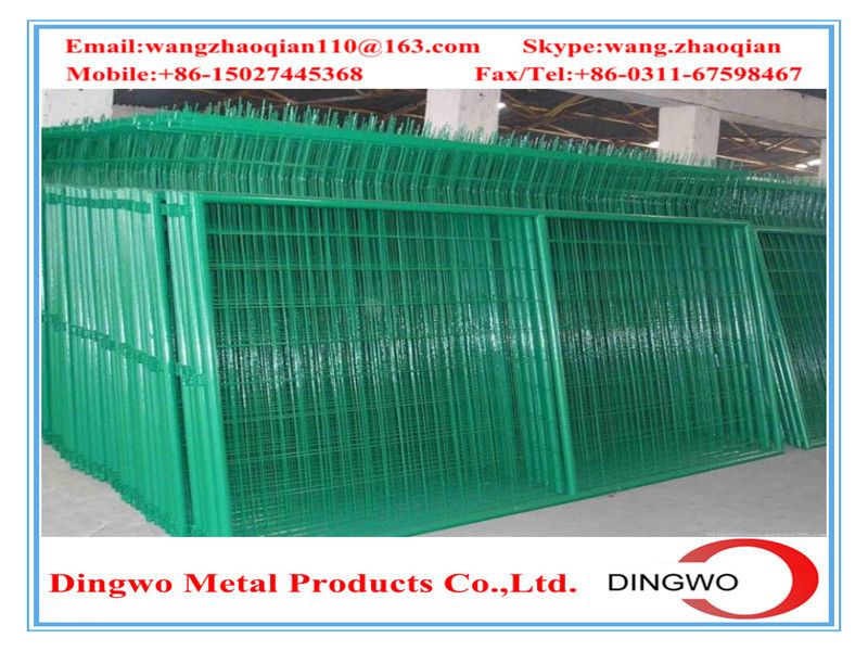 wire mesh fence,fence panels,welded metal fence ,welded metal mesh,bending triangular wire mesh courtyard/landscaping fence       &A