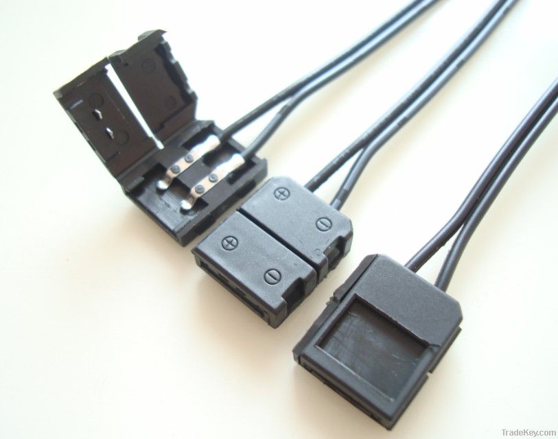 LED 5050 free soldering black strip connector