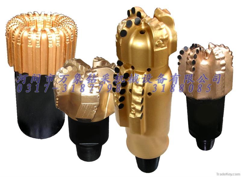 High quality 5 7/8'' IADC M242 PDC bit with three blades for water wel
