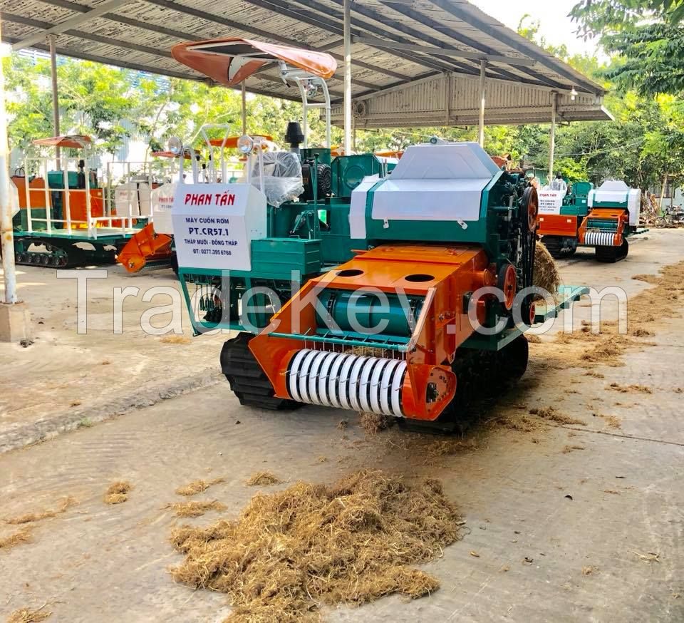 Straw collecting machine