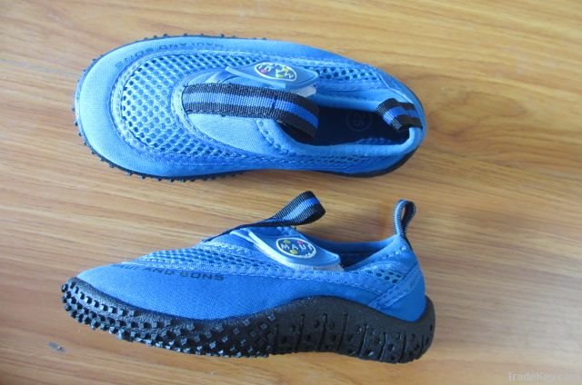 Aqua  Shoes