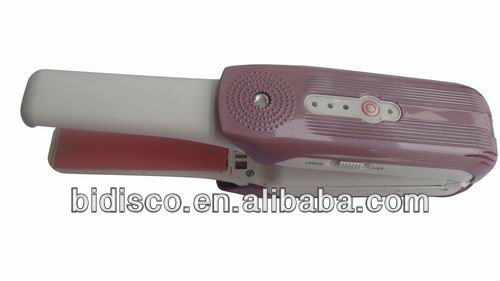 2012 hot selling ceramic and lovely mini cordless hair straightener with lockable function