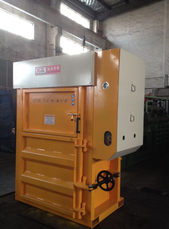 Cardboard Baler With Cross Cylinder