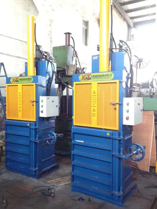 Cans/PET bottle Baler