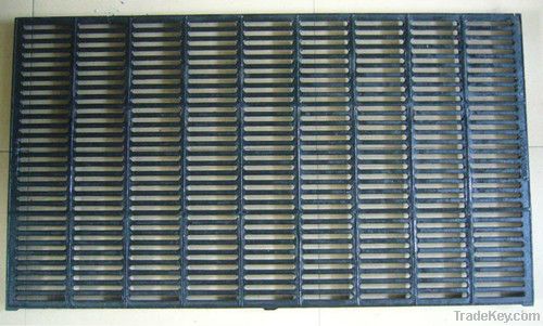 Cast iron slats for farrowing