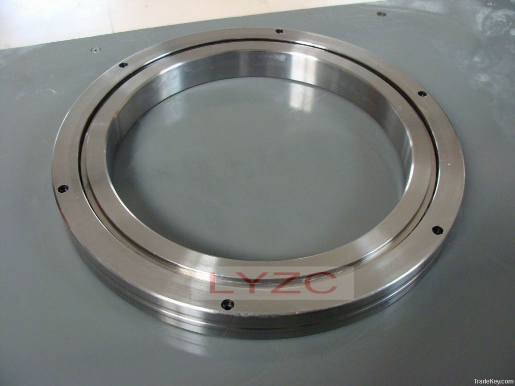 Crossed roller bearing