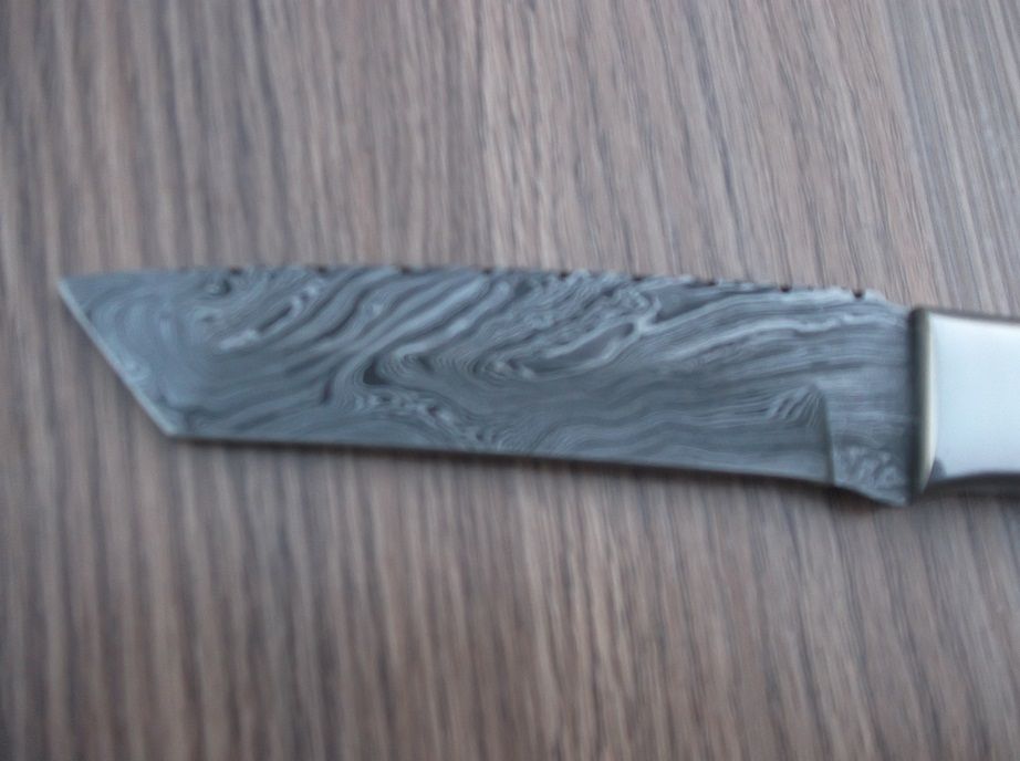 Full Tang Damascus Steel Knife