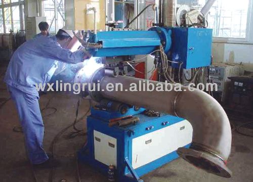 Elbow pipe welding machine