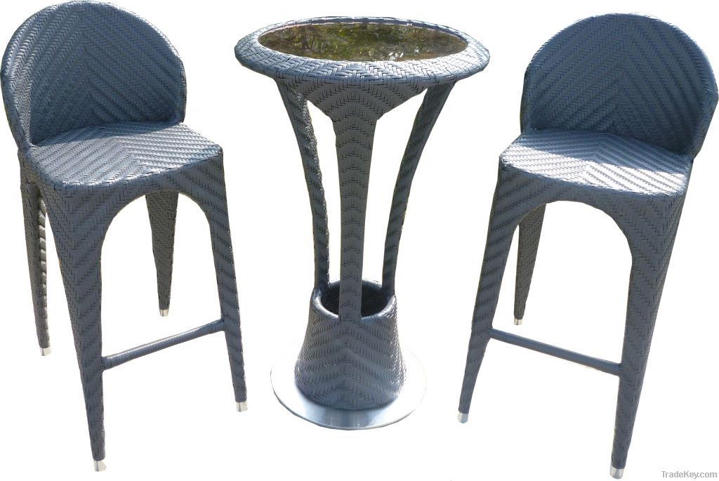 outdoor bar table and chair