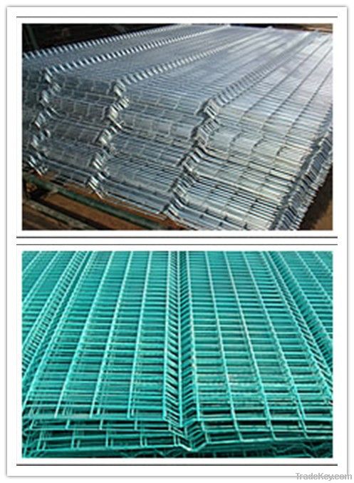 Galvanized and PVC coated welded wire fence