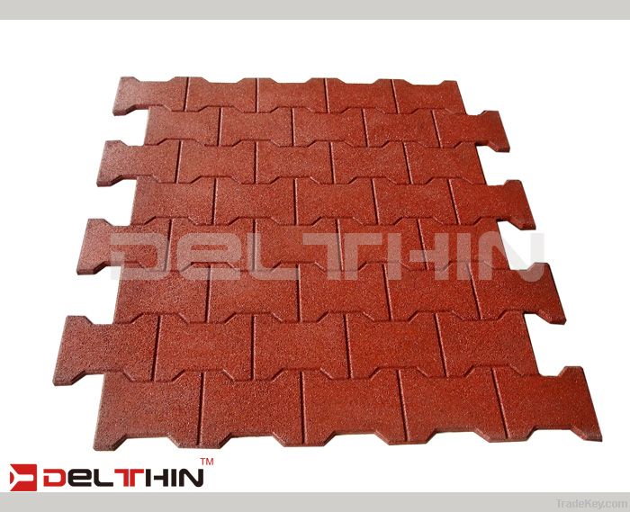 Rubber tile