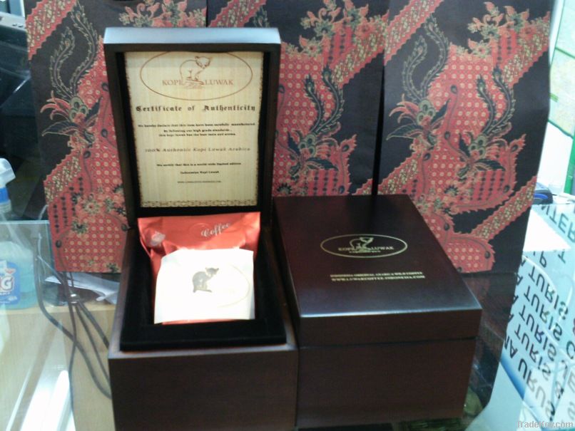 Kopi Luwak With Wood Gift Box