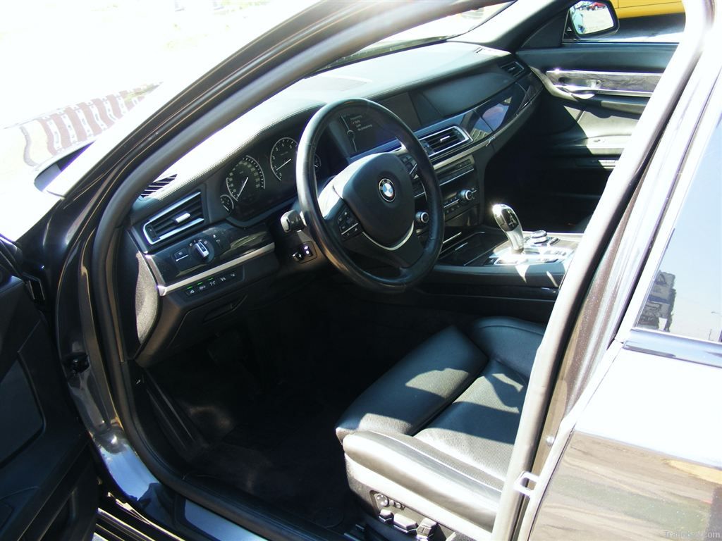 2009 BMW 7 Series 750i