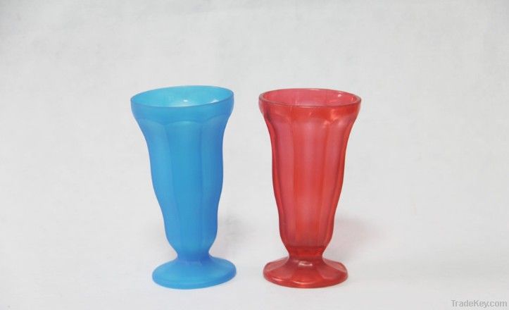 plastic ice cream cups