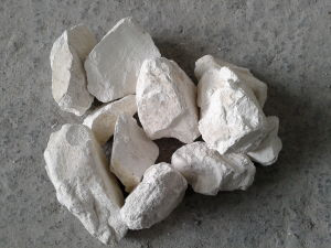 Calcium oxide