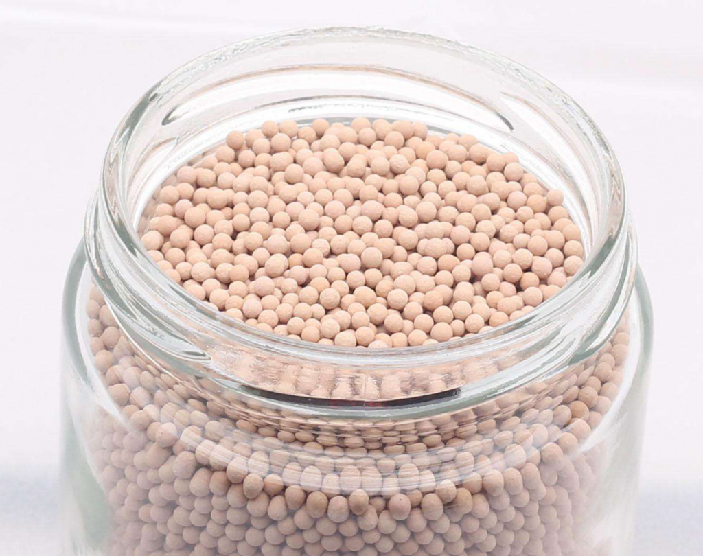 Molecular sieve