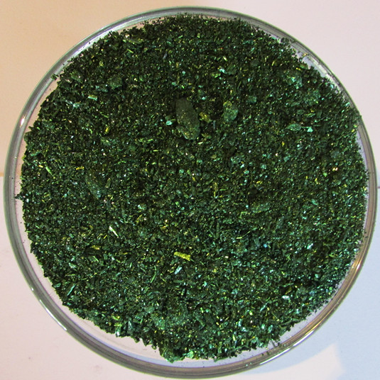 Magentagreencrystals