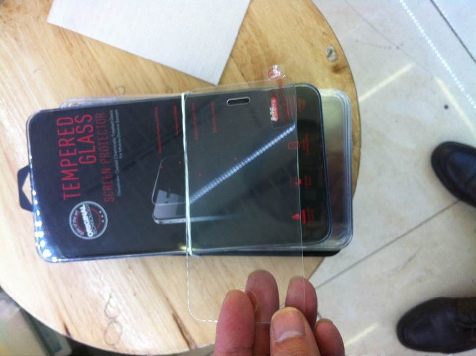 Hot sale now --high quality 0.3mm tempered class screen protector for samsung note,for iphone