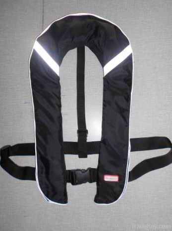 inflatable life jacket