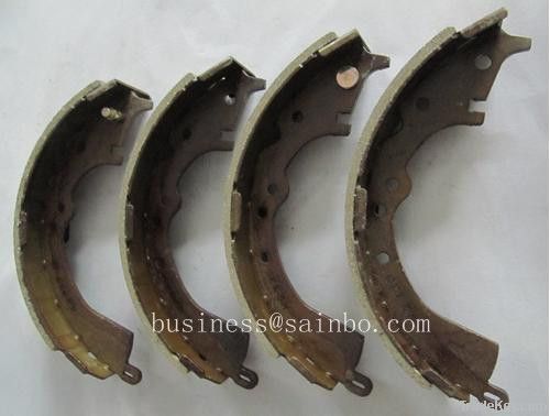 brake shoe K2335