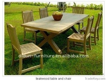 Teakwood table and chair