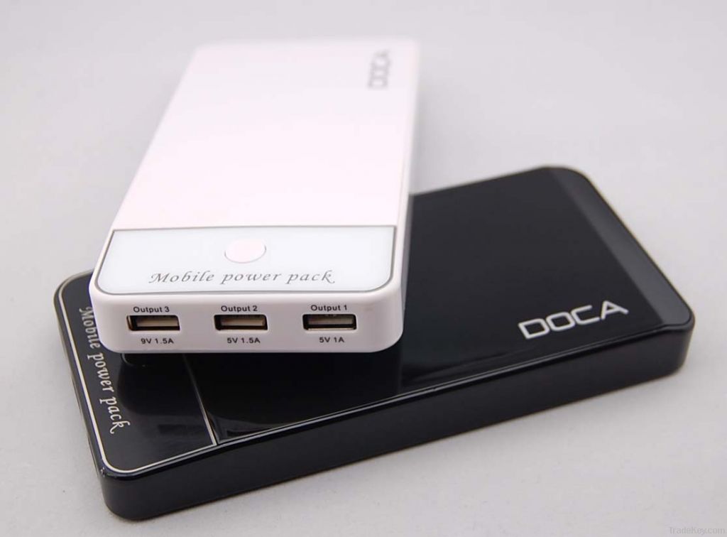 3 USB Output ports 16800mAh Universal portable Power Bank for Smart ph