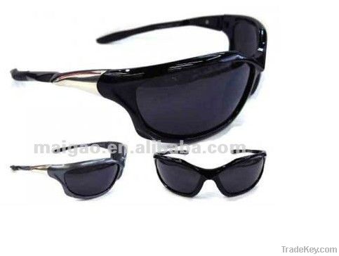 Fashion style sunglasses