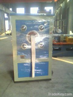 Hydraulic Press for Connectiong the Insulators