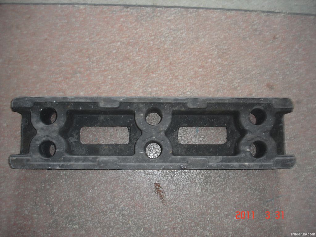 rubber feet/base of the fence