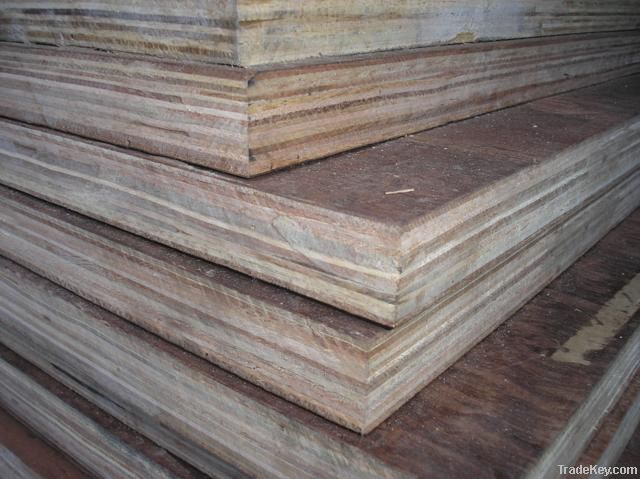 Container Flooring Plywood (28mm)