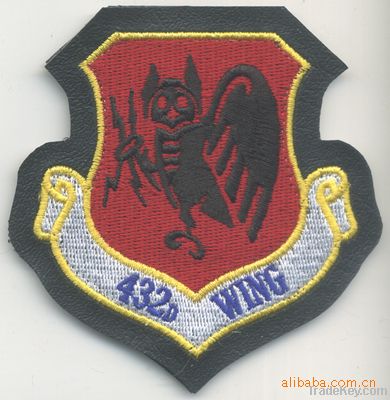 customized   sew on  embroidery  patch/badge