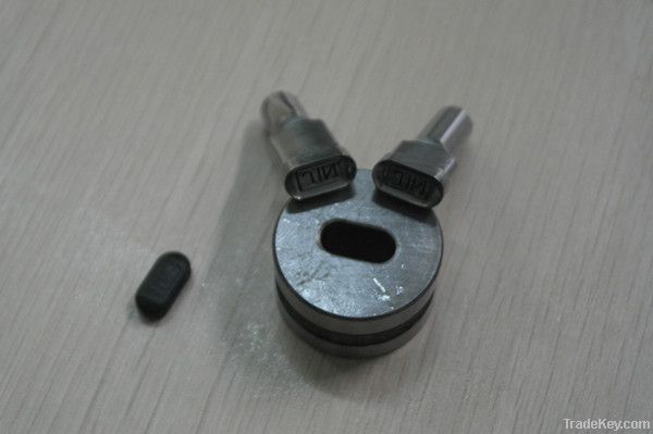 Small single-punch tablet machine