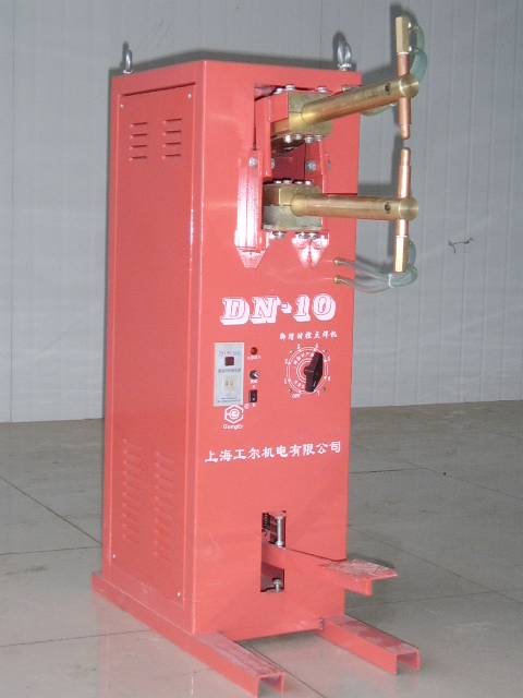 spot welding machine