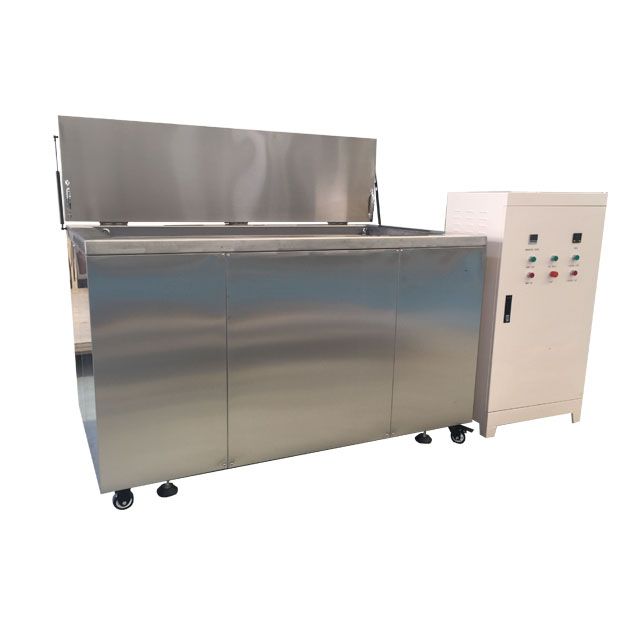 Ultrasonic cleaning machine