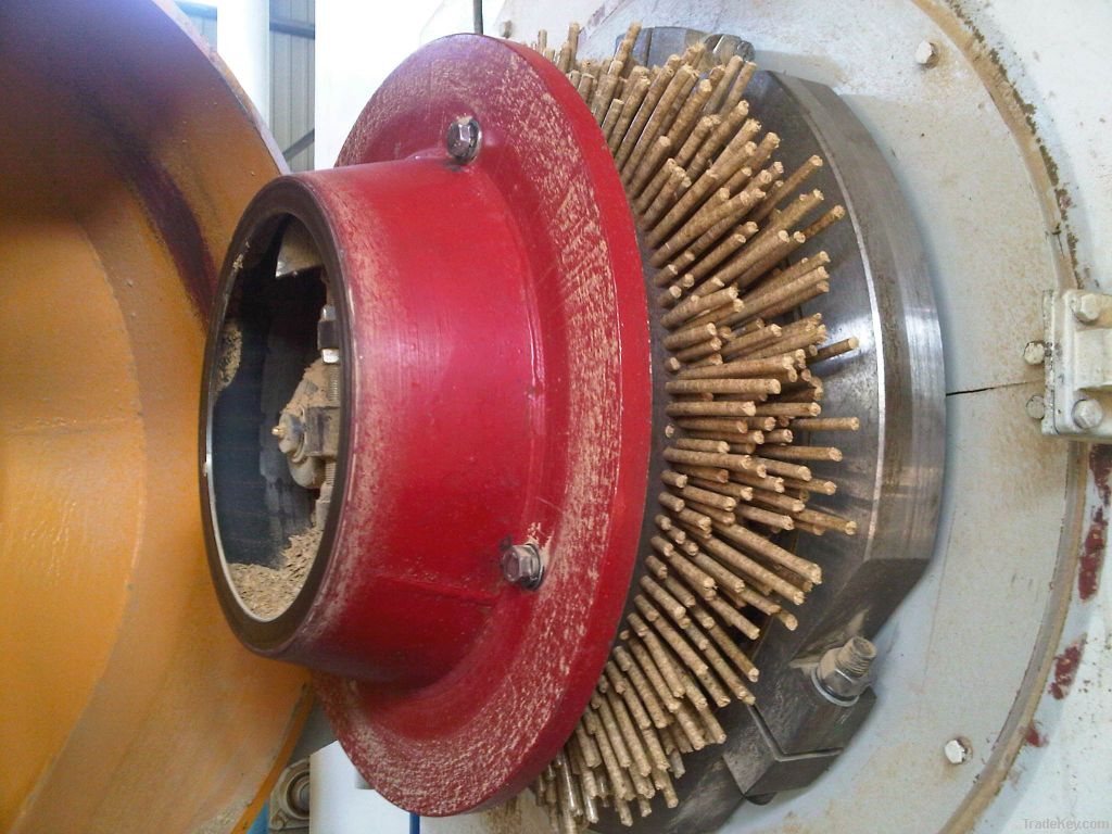 Wood pellet making machine mill