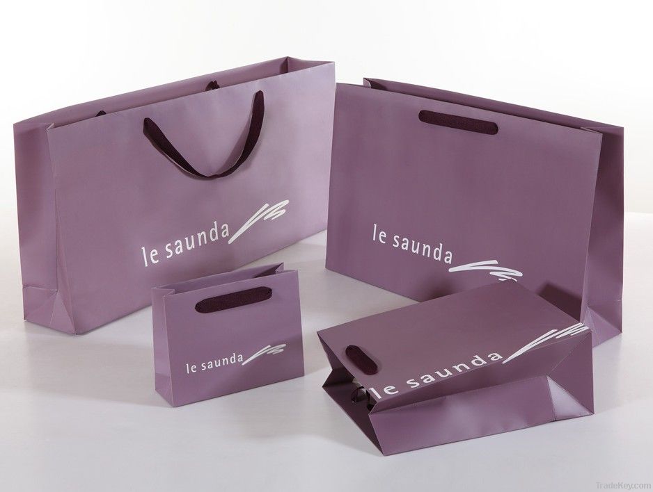 Luxury Art Paper Bags For Clothing