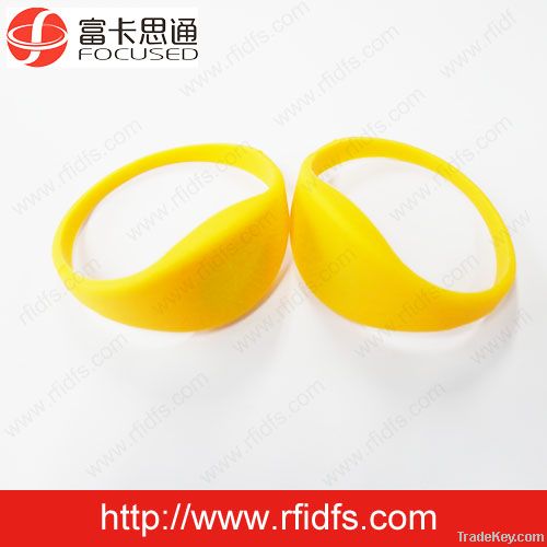 Ultralight RFID silicone Wristband