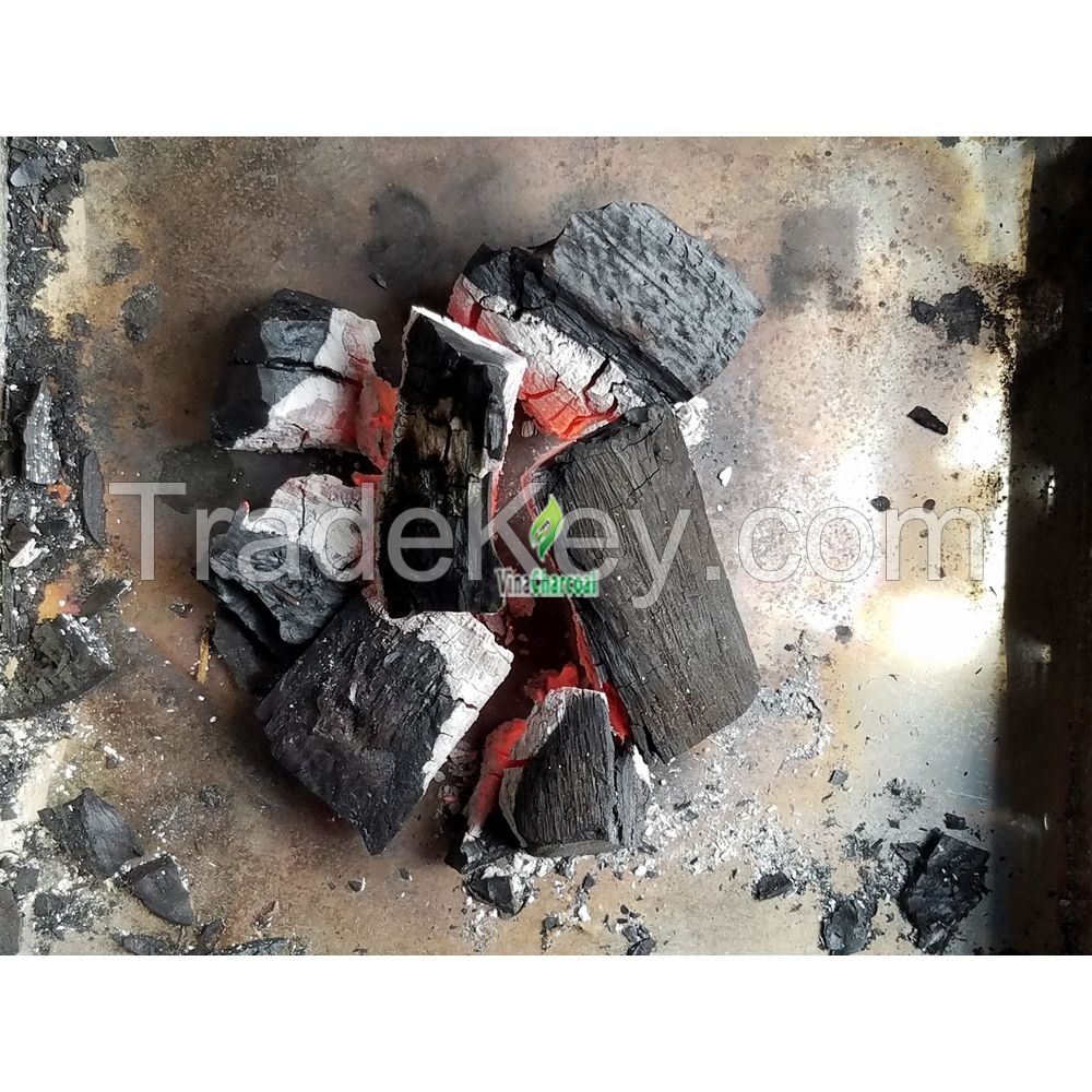 Wood Charcoal Popular with Restaurant Professiionals And Garden Chefs