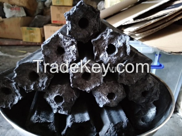 WHITE ASH LONGER LASTING BURNING HARD WOOD CHARCOAL BRIQUETTE FROM SAWDUST TYPICAL FOR SPAIN