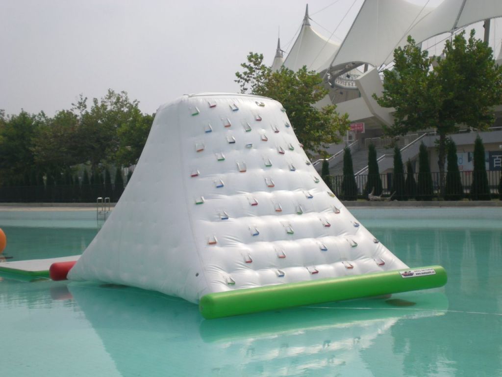 High quality Inflatable Water games