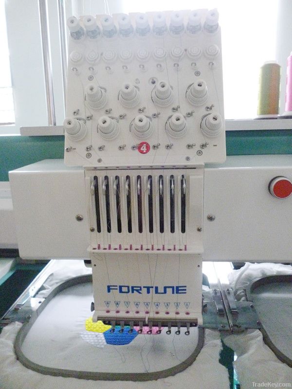 Four-head cap Embrocidery machine/Cap & T Shirt Embroidery Machine/taj