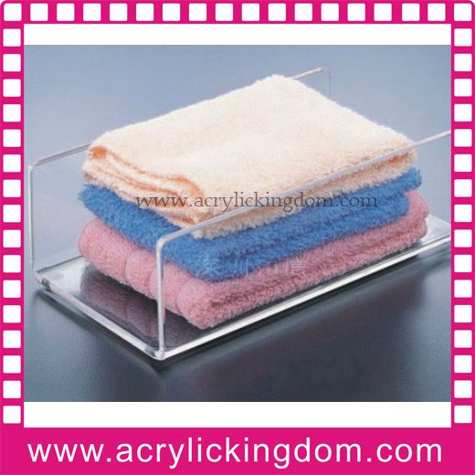Acrylic towel display