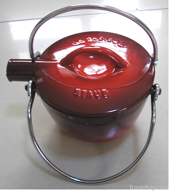 Cast Iron Dutch Oven