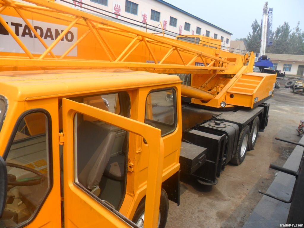 Tadano rough crane